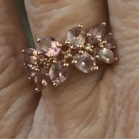 Beautiful blush colored garnet . Lovely pink set in rose gold over silver - Picture 4 of 4
